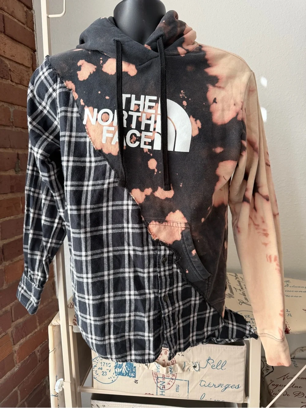 The North Face Men’s Black & Flannel Tie-Dye Plaid Hoodie